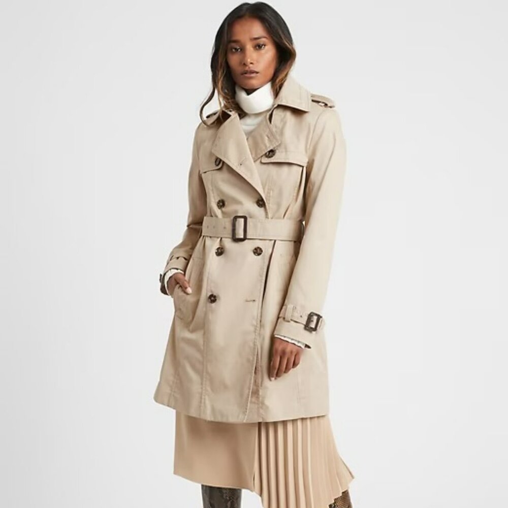 Banana Republic Water Resistant Classic Trench Coat